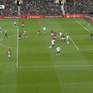 开云体育-英超官方：奥纳纳越位但未进入门将视线/触球，维拉进球有效